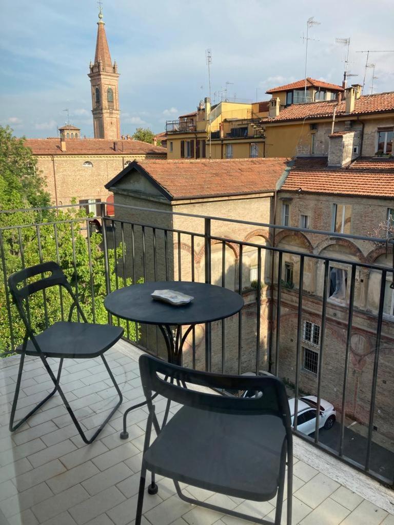 Charming Home Towers-Roofs View Μπολόνια Εξωτερικό φωτογραφία